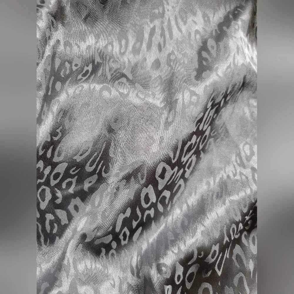 ✨️HP✨️Sage The Label | Anthro | NWT Wild Thoughts Silver Jacquard Leopard Dress - Picture 15 of 16
